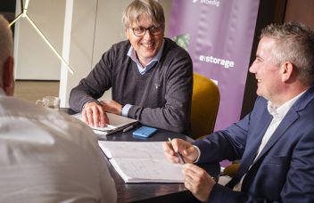 E storage, portretten en impressies
